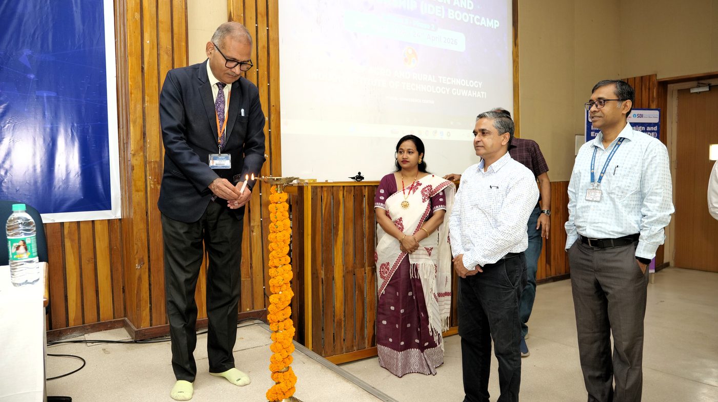 Lamp lighting ceremony at the inauguration of IDE Bootcamp 2026