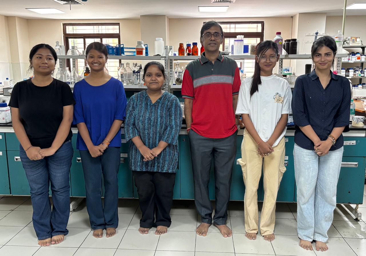 Five young and energetic BTech students from the Chemical Engineering department of Golaghat Engg College, Assam, successfully completed their internship in our lab. We wish them a successful career and a happy life ahead.