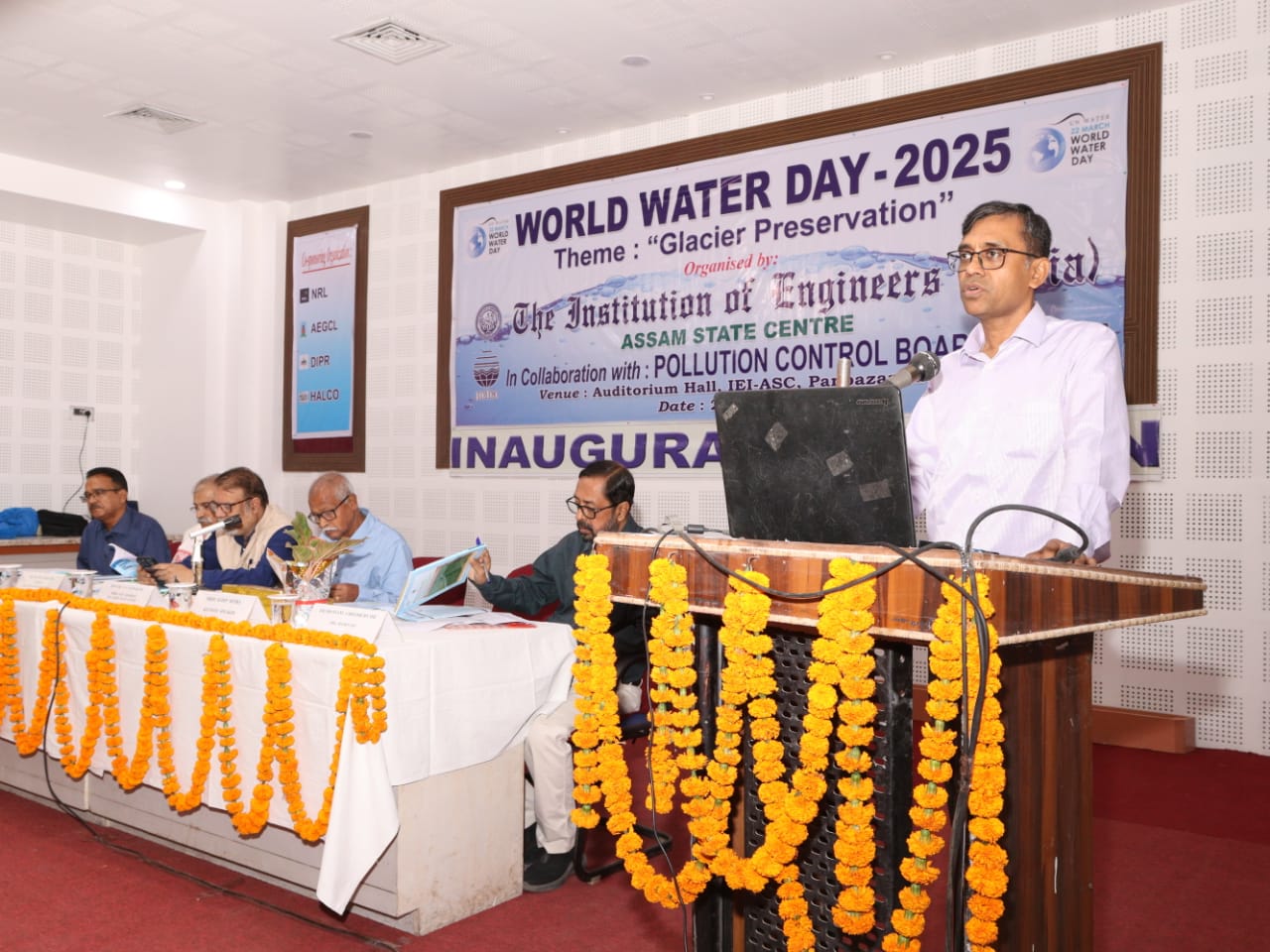 Delivering key note speech on World Water Day at the Institution of Engineers (India), Panbazar, Guwahati (22 March 2025).